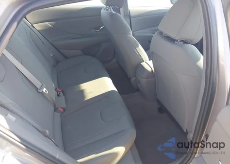 2025 Hyundai Elantra z USA, uszkodzony, nr VIN KMHLL44G0SU855257